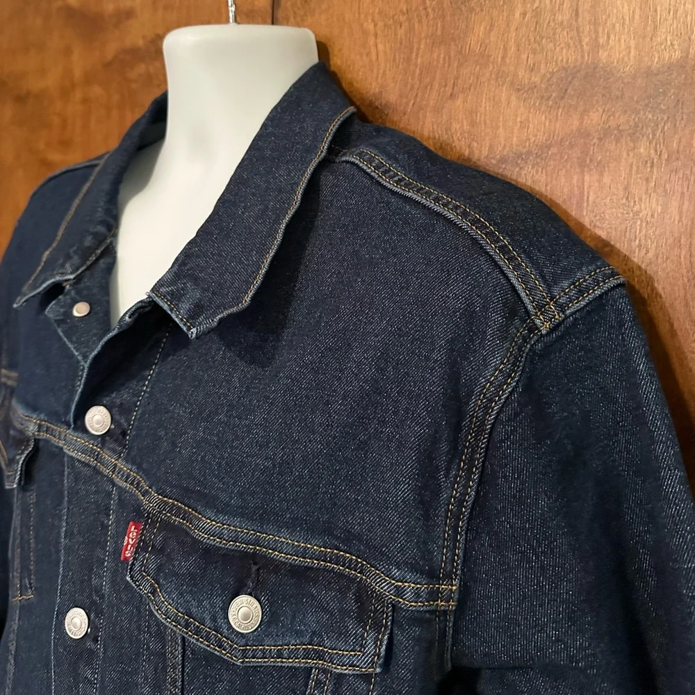 Levi's Long Sleeve Denim Trucker Jacket Mens XL Dark Blue Jean Cotton Pockets
